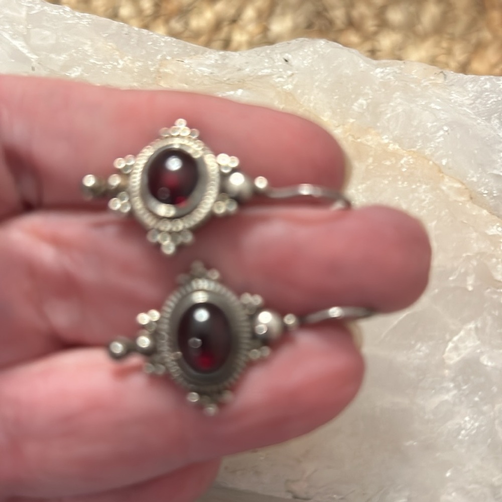 Sterling Silver and Garnet Dangle Earrings, Bali Design - Picture 2 of 5